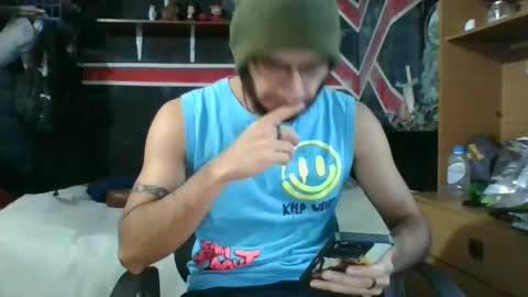 Snapshot of trizquelmen chatting on January 2025 11:35:01 AM Andrew online show from January 2025 11:35:01 AM