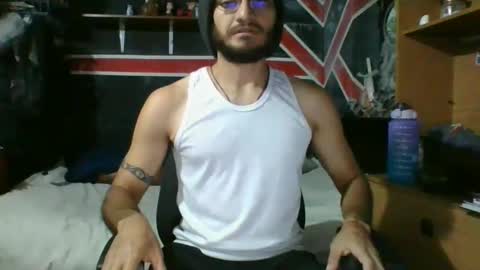 Snapshot of trizquelmen chatting on January 2025 05:56:01 AM Andrew online show from January 2025 05:56:01 AM