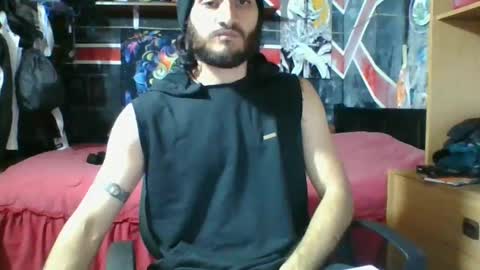 Snapshot of trizquelmen chatting on October 2025 10:54:02 PM Andrew online show from October 2025 10:54:02 PM