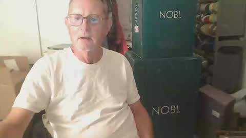 Snapshot of troffer1020 chatting on May 2026 01:01:01 AM Troffer online show from May 2026 01:01:01 AM