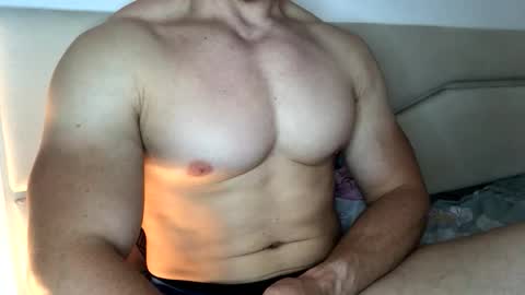 Troncq online show from May 2026 11:39:01 AM