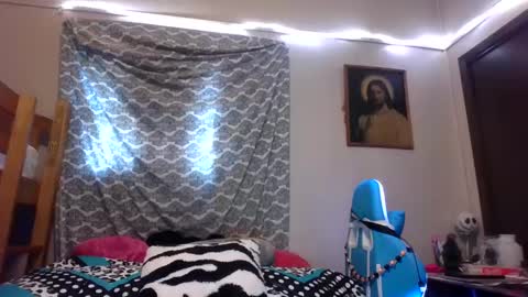 Snapshot of truckerswifetobe chatting on December 2024 03:20:02 PM TruckersWifeToBe online show from December 2024 03:20:02 PM