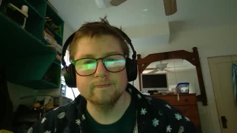 HandicappedLaugher online show from December 2024 06:37:01 PM