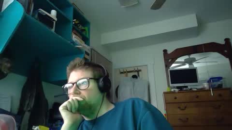 HandicappedLaugher online show from December 2024 04:33:01 AM