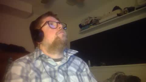 HandicappedLaugher online show from November 2025 04:33:02 AM