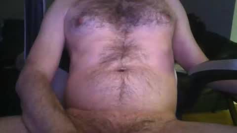 Snapshot of truegntlmn chatting on January 2025 04:03:01 AM TrueGntlmn online show from January 2025 04:03:01 AM