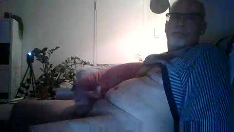 trukturk online show from December 2025 09:34:02 PM