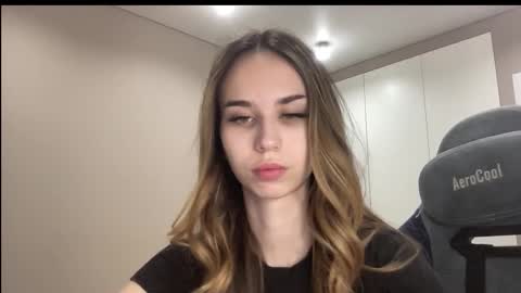 tryme_muse online show from December 2025 05:17:01 PM