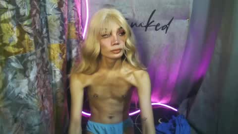 Snapshot of ts_athisa chatting on March 2025 06:21:02 PM ts_athisa online show from March 2025 06:21:02 PM