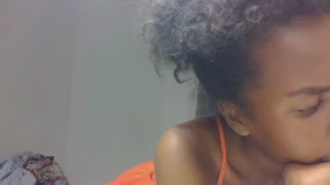 tsaralaza online show from November 2025 05:36:02 PM