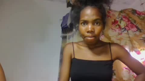 tsaralaza online show from November 2025 06:55:01 AM