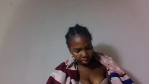 tsaralaza online show from November 2025 11:21:02 AM