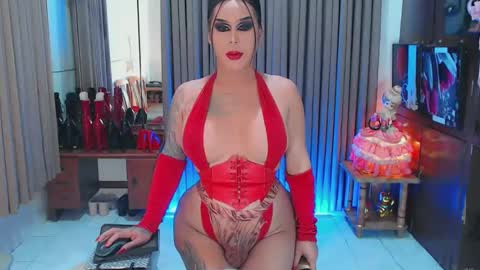 Snapshot of tsbubblebutt chatting on December 2024 07:15:02 AM Tsbubblebutt online show from December 2024 07:15:02 AM