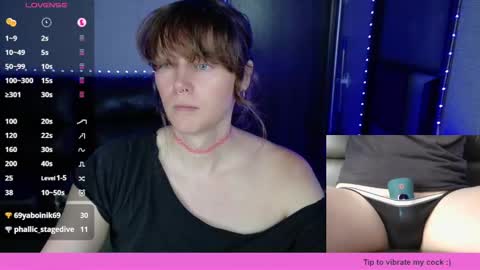 Snapshot of tsellieryder chatting on October 2025 12:44:02 AM Ellie Ryder online show from October 2025 12:44:02 AM