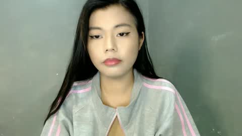 Paulyn online show from February 2025 05:58:01 AM