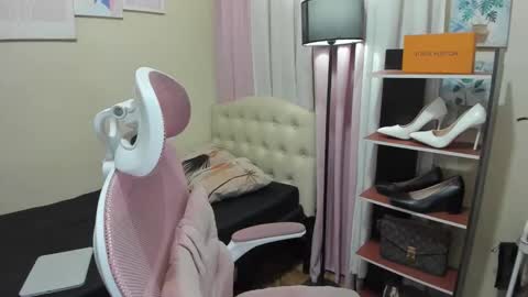Snapshot of tsuncutmargauxx chatting on October 2025 08:33:01 AM tsuncutmargauxx online show from October 2025 08:33:01 AM