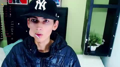 Snapshot of ttimy_x_boy chatting on January 2025 12:44:02 AM ttimy online show from January 2025 12:44:02 AM