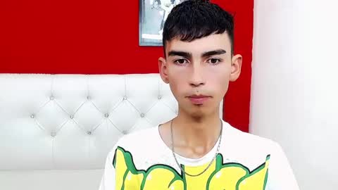 Snapshot of ttimy_x_boy chatting on February 2025 10:05:01 AM ttimy online show from February 2025 10:05:01 AM