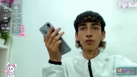 Snapshot of ttimy_x_boy chatting on November 2025 08:16:01 PM ttimy online show from November 2025 08:16:01 PM