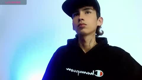 Snapshot of ttimy_x_boy chatting on November 2025 03:45:01 AM ttimy online show from November 2025 03:45:01 AM