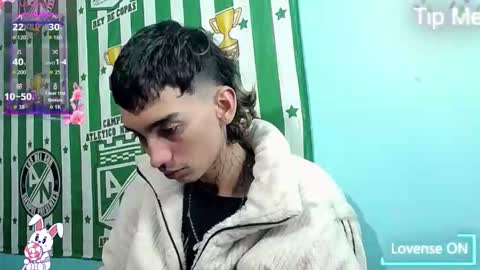 Snapshot of ttimy_x_boy chatting on December 2025 01:16:02 PM ttimy online show from December 2025 01:16:02 PM