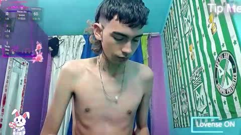 Snapshot of ttimy_x_boy chatting on December 2025 04:44:02 AM ttimy online show from December 2025 04:44:02 AM