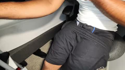 Taki online show from October 2025 01:36:02 AM