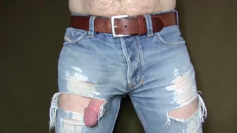 Snapshot of turquoise_metallic chatting on September 2025 12:10:01 PM Phil Box online show from September 2025 12:10:01 PM