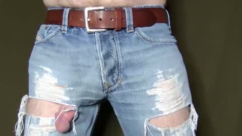 Snapshot of turquoise_metallic chatting on October 2025 11:38:01 PM Phil Box online show from October 2025 11:38:01 PM