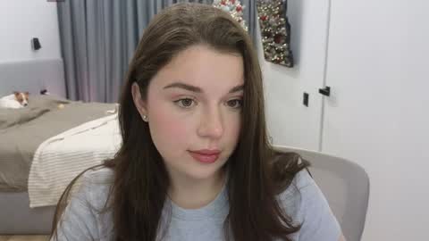 Snapshot of tutti_frutti_ chatting on December 2024 08:42:01 PM Ariana online show from December 2024 08:42:01 PM
