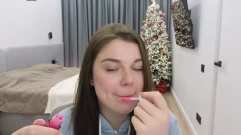 Snapshot of tutti_frutti_ chatting on December 2024 09:39:02 PM Ariana online show from December 2024 09:39:02 PM