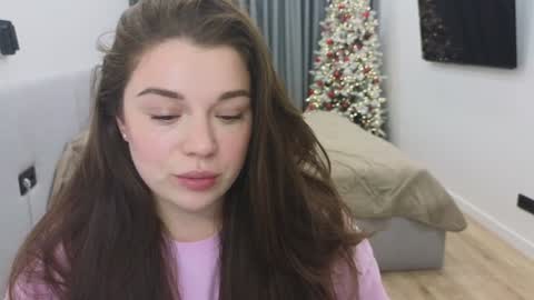 Snapshot of tutti_frutti_ chatting on December 2024 09:09:02 PM Ariana online show from December 2024 09:09:02 PM