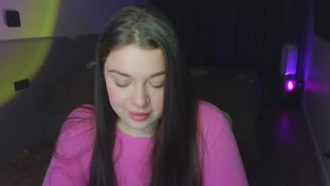 Snapshot of tutti_frutti_ chatting on January 2025 08:48:02 PM Ariana online show from January 2025 08:48:02 PM