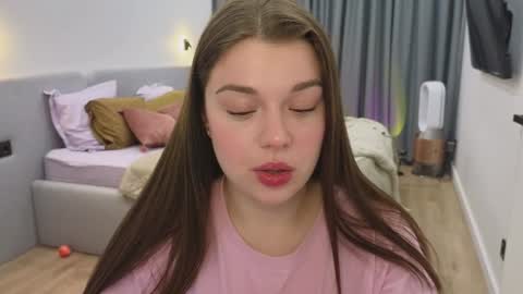 Snapshot of tutti_frutti_ chatting on January 2025 09:15:01 PM Ariana online show from January 2025 09:15:01 PM