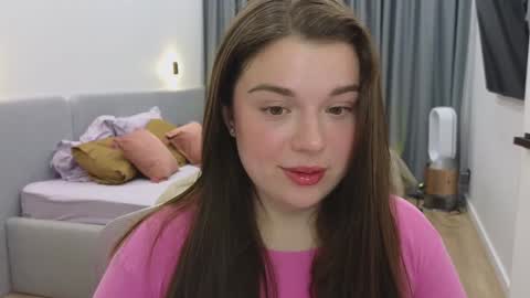 Snapshot of tutti_frutti_ chatting on February 2025 08:28:01 PM Ariana online show from February 2025 08:28:01 PM
