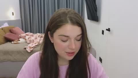 Snapshot of tutti_frutti_ chatting on February 2025 12:35:01 AM Ariana online show from February 2025 12:35:01 AM