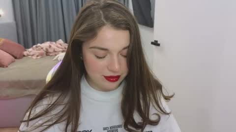 Snapshot of tutti_frutti_ chatting on February 2025 12:08:02 AM Ariana online show from February 2025 12:08:02 AM