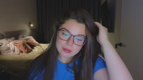 Snapshot of tutti_frutti_ chatting on September 2025 08:31:01 PM Ariana online show from September 2025 08:31:01 PM