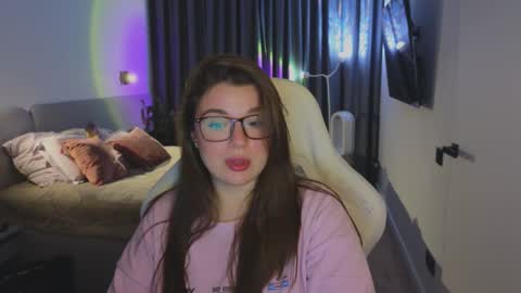 Snapshot of tutti_frutti_ chatting on September 2025 08:23:01 PM Ariana online show from September 2025 08:23:01 PM