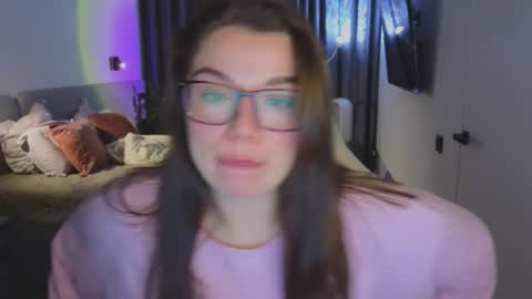 Snapshot of tutti_frutti_ chatting on September 2025 10:35:02 PM Ariana online show from September 2025 10:35:02 PM