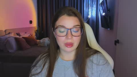 Snapshot of tutti_frutti_ chatting on October 2025 09:12:02 PM Ariana online show from October 2025 09:12:02 PM