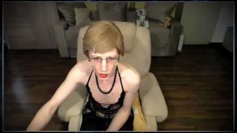 Clementine online show from December 2025 09:04:02 AM