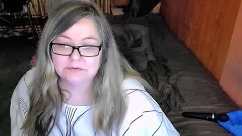 Lana online show from March 2025 12:33:02 AM