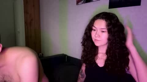 Snapshot of tw1nflame chatting on November 2025 04:53:01 PM Twin Flame online show from November 2025 04:53:01 PM