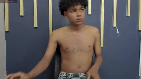 Snapshot of twink_alex19 chatting on March 2026 07:32:01 PM Alex online show from March 2026 07:32:01 PM