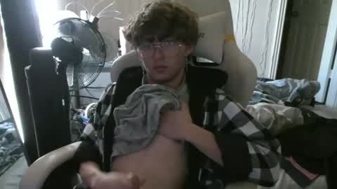 shytwink online show from January 2026 06:44:02 PM