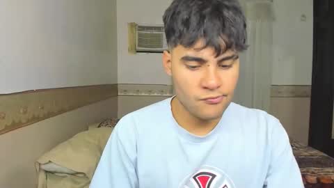 Snapshot of twinkwolf2 chatting on February 2026 01:01:02 AM twinkwolf2 online show from February 2026 01:01:02 AM