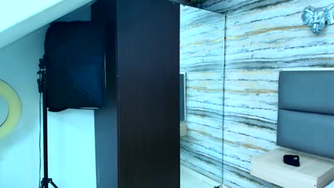 twinslovers_ online show from November 2025 02:45:01 AM