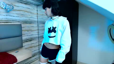 twinslovers_ online show from November 2025 01:27:01 AM