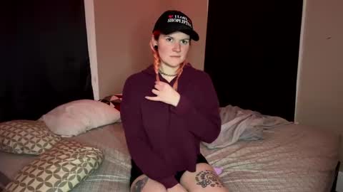 Snapshot of twitchinwhore chatting on January 2025 05:02:01 AM twitchinwhore online show from January 2025 05:02:01 AM